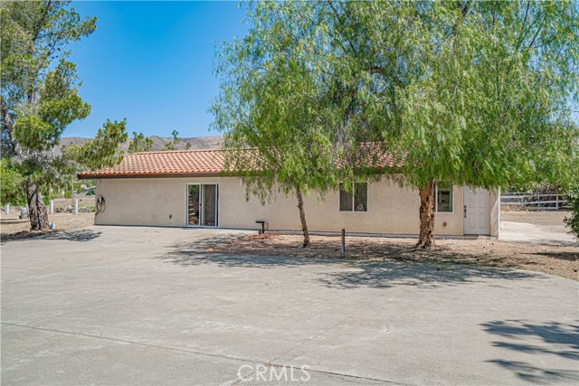 35356 Sierra Vista Drive, Agua Dulce CA: https://media.crmls.org/medias/990a88d2-7ca8-4094-98bc-ecc7a1a2e752.jpg