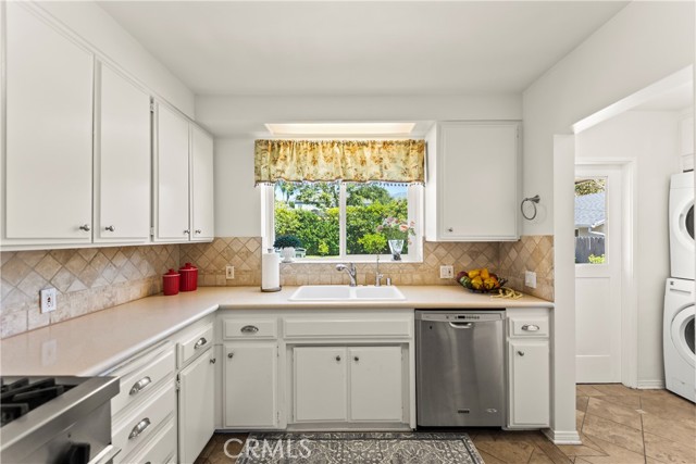 Detail Gallery Image 19 of 28 For 2205 Las Lunas, Pasadena,  CA 91107 - 3 Beds | 2 Baths