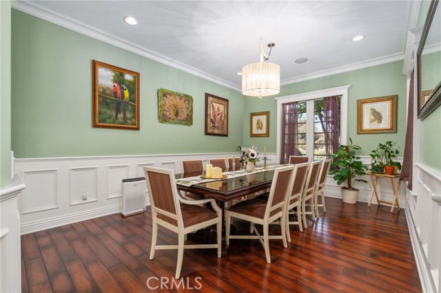 1033 Kimbark Avenue, San Bernardino CA: https://media.crmls.org/medias/990b0f61-be71-4f67-ba2f-feb41d3d5069.jpg