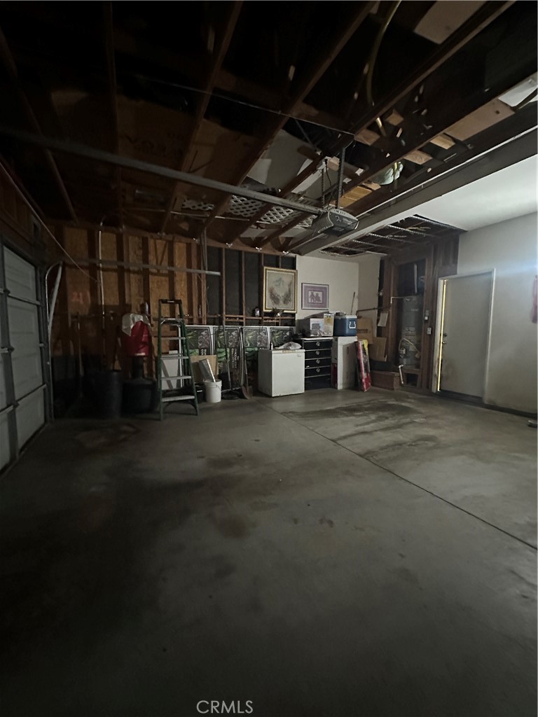 https://media.crmls.org/medias/990b40b6-0342-482f-9e0c-299a648c442d.jpg?preset=X-Large