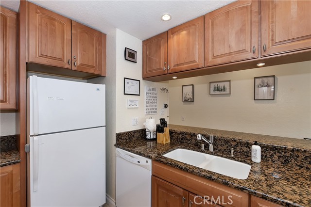 Detail Gallery Image 21 of 47 For 760 Blue Jay Rd #28,  Big Bear Lake,  CA 92315 - 2 Beds | 2 Baths
