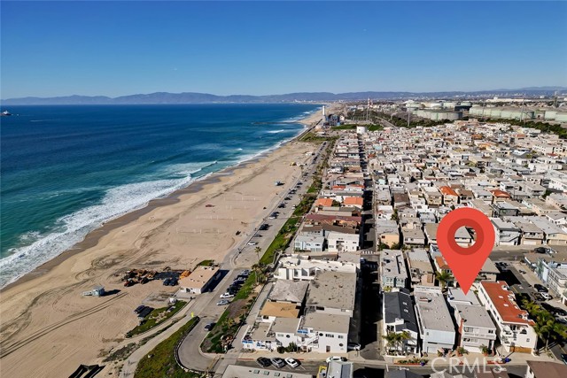 120 36th Place, Manhattan Beach, California 90266, 3 Bedrooms Bedrooms, ,2 BathroomsBathrooms,Residential,Sold,36th,SB23014621