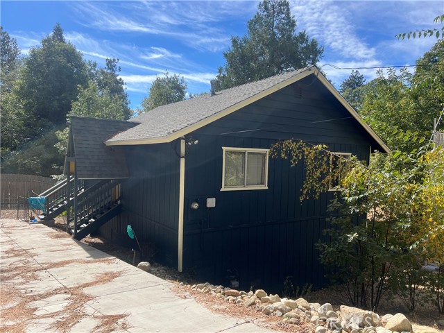 23857 Zuger Drive, Crestline, California 92325, 4 Bedrooms Bedrooms, ,2 BathroomsBathrooms,Residential Lease,For Rent,23857 Zuger Drive,CRIG24218370