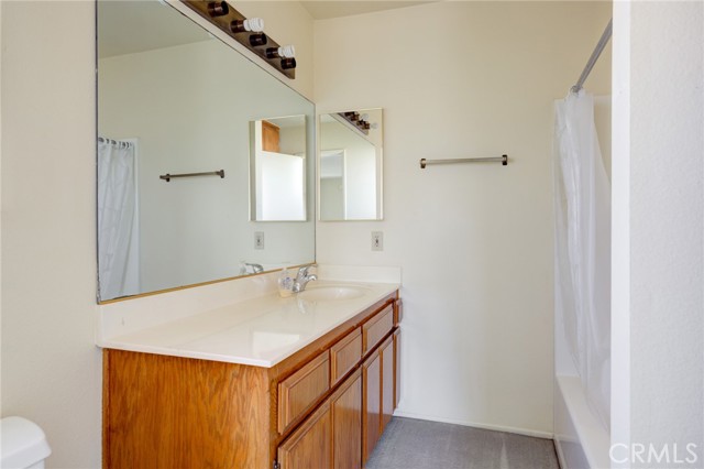 693 19th Street, Manhattan Beach, California 90266, 5 Bedrooms Bedrooms, ,1 BathroomBathrooms,Residential,Sold,19th,SB21194757