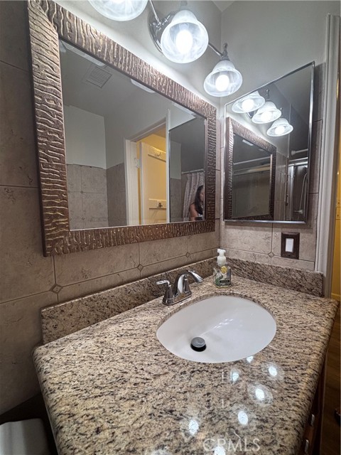 Detail Gallery Image 11 of 30 For 400 N Virginia Ave, Azusa,  CA 91702 - 2 Beds | 1 Baths