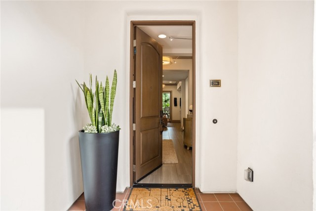 200 S Orange Grove Boulevard, Pasadena CA: https://media.crmls.org/medias/990dac1f-ab7f-42a0-94a6-3aada553e70f.jpg