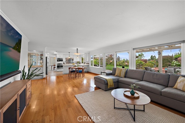 784 S Goldfinch, Anaheim Hills CA: https://media.crmls.org/medias/990df70d-6535-47c5-badb-27c5194f9c42.jpg
