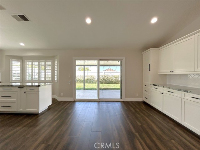 13342 Daffodil, Yucaipa CA: https://media.crmls.org/medias/990ea5a2-b174-4b81-a0f3-fa33c104f70f.jpg
