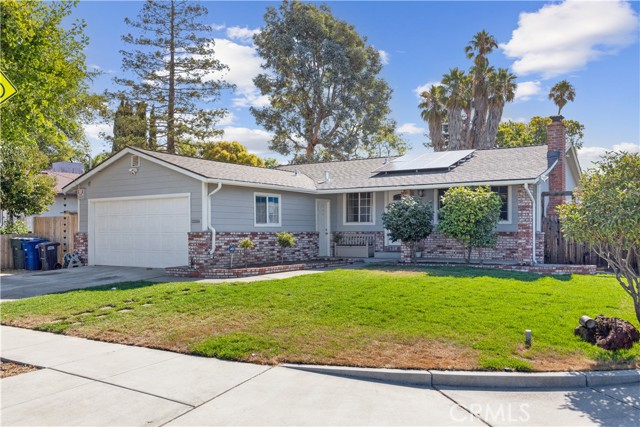 Detail Gallery Image 3 of 44 For 3485 Hillsborough Dr, Concord,  CA 94520 - 3 Beds | 2 Baths