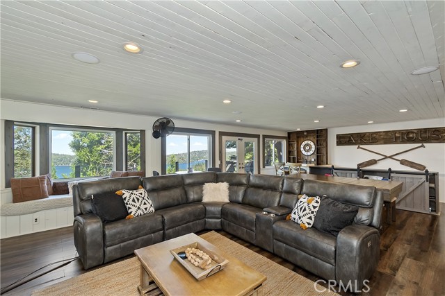 Details for 533 Sunderland Court, Lake Arrowhead, CA 92352