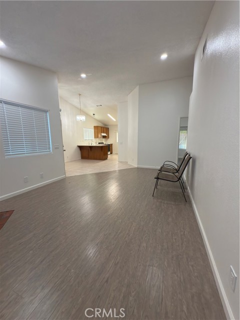 14164 Poplar Street, Hesperia CA: https://media.crmls.org/medias/990ede3e-fb13-41c4-b102-1ddd596ab50c.jpg