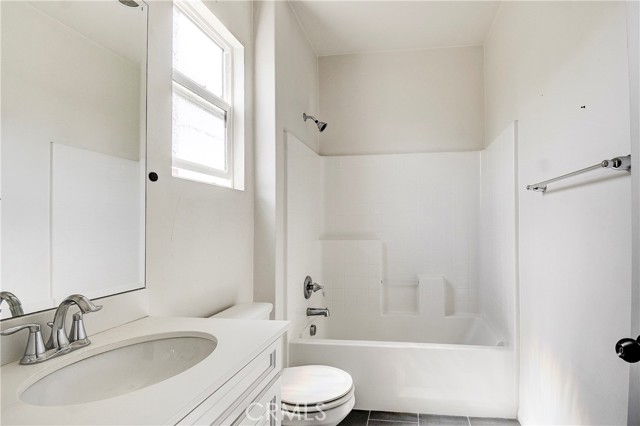 1855 W Willow Avenue, Anaheim CA: https://media.crmls.org/medias/990f6e6f-d80d-4a15-9d4b-554d23314e08.jpg