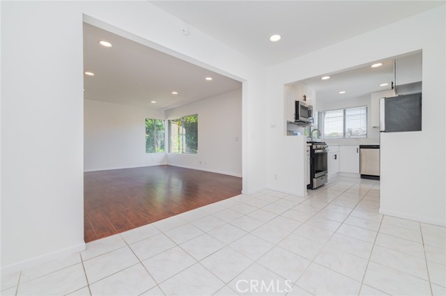 Detail Gallery Image 9 of 22 For 62 Echo Run, Irvine,  CA 92614 - 3 Beds | 2 Baths