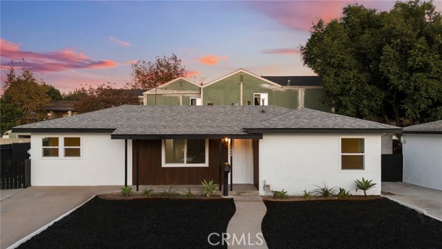 Detail Gallery Image 1 of 35 For 1008 Wallgreen St, Placentia,  CA 92870 - – Beds | – Baths