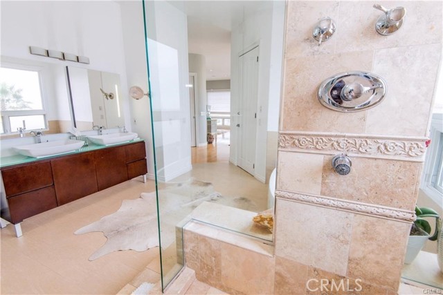 Detail Gallery Image 24 of 36 For 115 Waterview St, Playa Del Rey,  CA 90293 - 4 Beds | 4 Baths