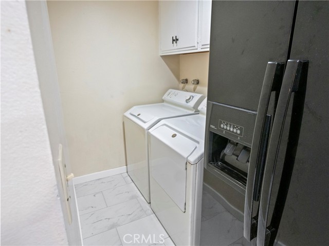 Detail Gallery Image 7 of 24 For 3500 W Manchester #450,  Inglewood,  CA 90305 - 3 Beds | 2 Baths