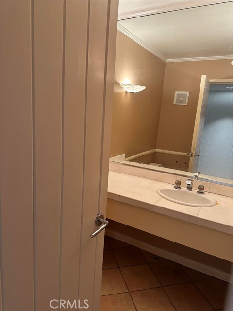 23135 Park Contessa, Calabasas CA: https://media.crmls.org/medias/991085b5-4c98-4c6d-a757-f3e0c0da9847.jpg