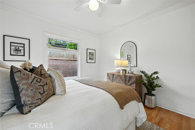 535 Panama Avenue, Long Beach CA: https://media.crmls.org/medias/99117416-ea56-43ce-97cc-dc2ccdb3bd0e.jpg