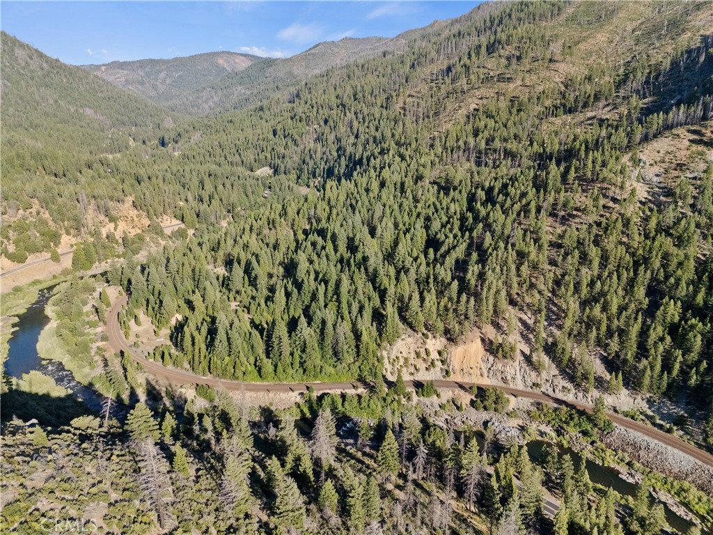 https://media.crmls.org/medias/9912ce4c-cd4a-4447-bba4-adf2dc4473b5.jpg?preset=X-Large