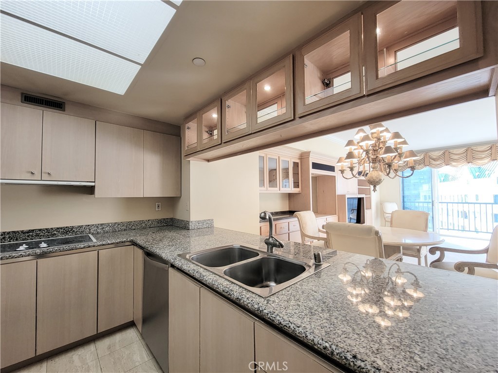 MLS #PW25280473 image #9