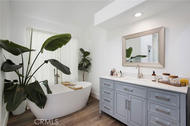 Detail Gallery Image 31 of 66 For 8 Summitcrest, Rancho Santa Margarita,  CA 92679 - 5 Beds | 3/1 Baths