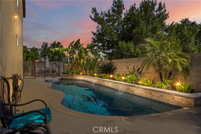 12200 White Rapids Way, Bakersfield CA: https://media.crmls.org/medias/9913cf4c-30ac-4e31-b5e2-906418365f00.jpg