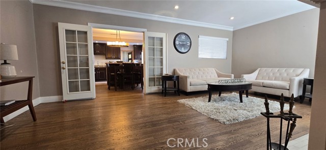 Detail Gallery Image 3 of 51 For 13411 Walnut, Whittier,  CA 90602 - 3 Beds | 2 Baths