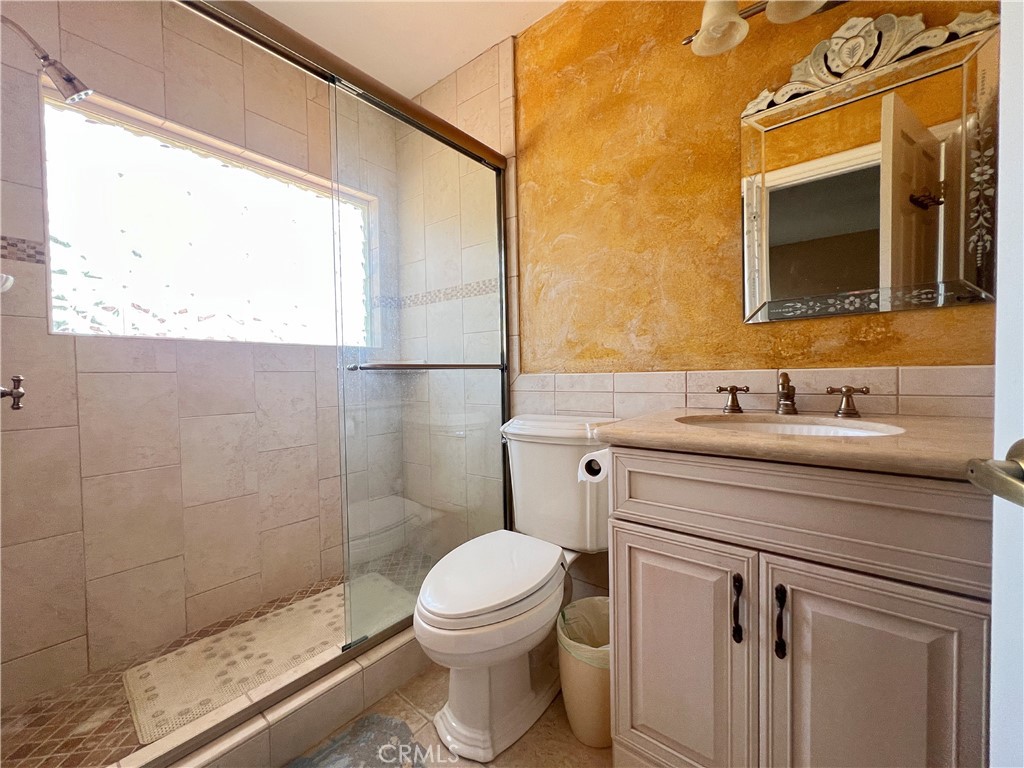 https://media.crmls.org/medias/991452fd-b597-4356-84ac-5a27d00262af.jpg?preset=X-Large