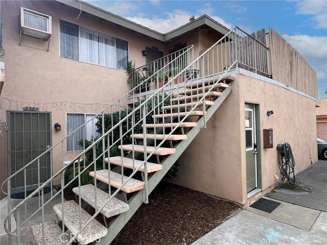 2562 N Bourbon Street, Orange CA: https://media.crmls.org/medias/99167d16-e490-476c-93c3-cf69ea535dfa.jpg