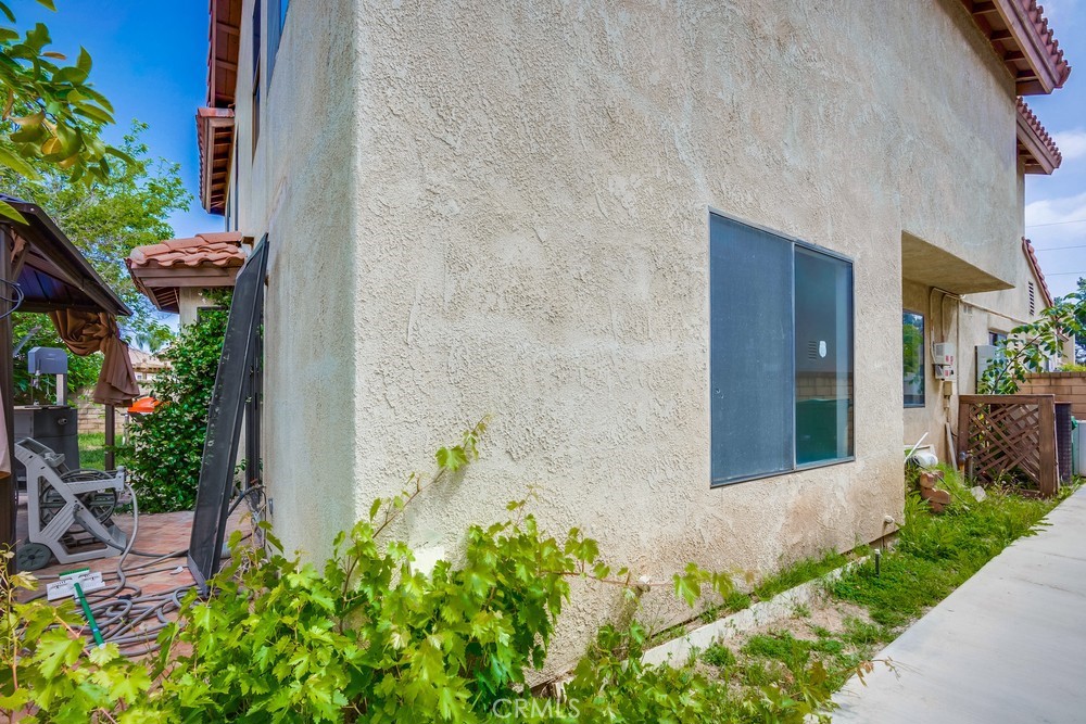 https://media.crmls.org/medias/99172e0f-c06c-422a-8042-7a87f1870ed6.jpg?preset=X-Large