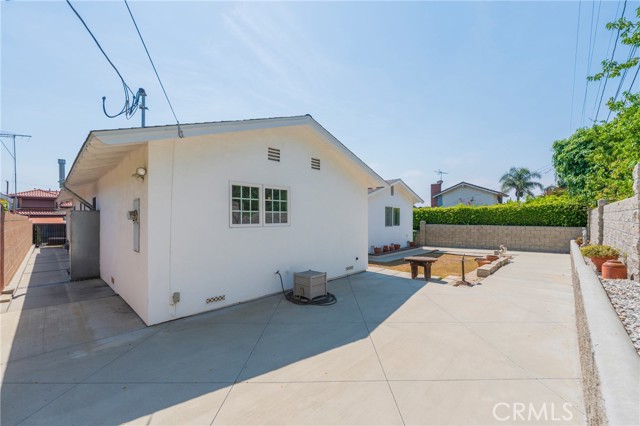 223 N Enrose Avenue, San Pedro CA: https://media.crmls.org/medias/99175e45-a809-4ff1-899d-bf8a2e08052e.jpg