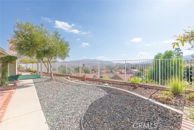 Detail Gallery Image 32 of 41 For 23044 Canyon Hill Dr., Corona,  CA 92883 - 3 Beds | 2 Baths