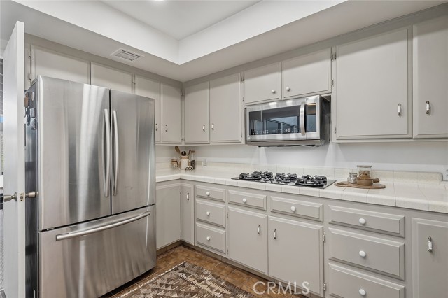 Detail Gallery Image 16 of 46 For 4200 N Virginia Vista, Long Beach,  CA 90807 - 3 Beds | 2/1 Baths