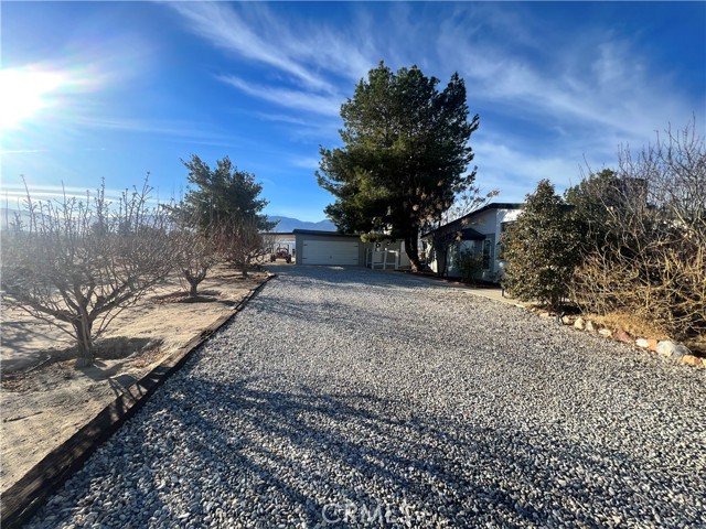 Detail Gallery Image 35 of 74 For 33895 Sunset Rd, Lucerne Valley,  CA 92356 - 5 Beds | 3/1 Baths