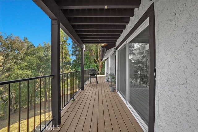 Detail Gallery Image 21 of 27 For 7070 Canyon Crest Rd, Whittier,  CA 90602 - 3 Beds | 3 Baths