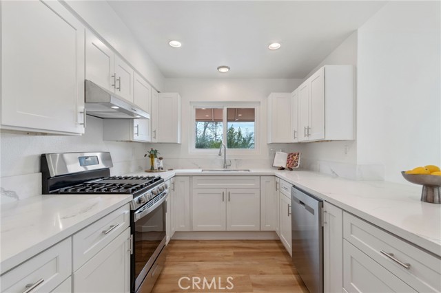 Detail Gallery Image 20 of 45 For 12411 Osborne St #128,  Pacoima,  CA 91331 - 3 Beds | 2/1 Baths