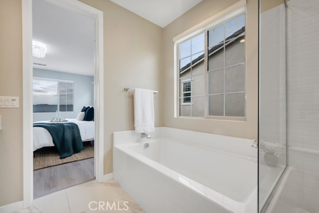 Detail Gallery Image 26 of 65 For 18348 Cachet, Canyon Country,  CA 91350 - 5 Beds | 5 Baths