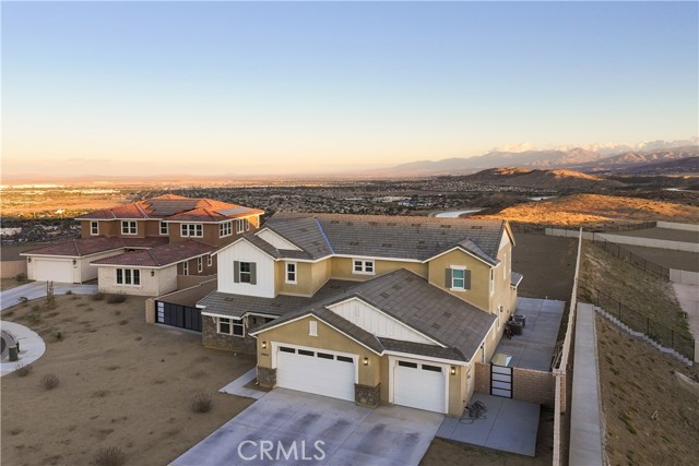 Detail Gallery Image 4 of 74 For 39636 Yianni Ct, Palmdale,  CA 93551 - 5 Beds | 3/1 Baths