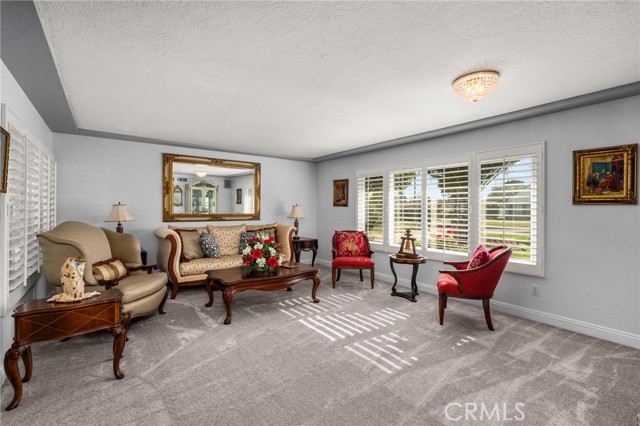 1738 N Ukiah Way, Upland CA: https://media.crmls.org/medias/991ccd6f-2dae-409f-8f82-49ca1b05c619.jpg