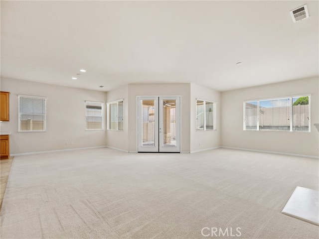 Detail Gallery Image 13 of 38 For 19301 Galloping Hill Rd, Apple Valley,  CA 92308 - 2 Beds | 2/1 Baths