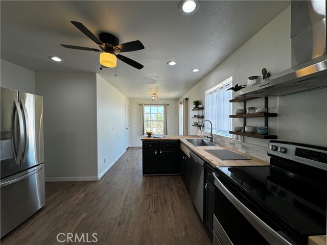 Detail Gallery Image 5 of 21 For 64784 Sun Oro Rd, Joshua Tree,  CA 92252 - 3 Beds | 2 Baths