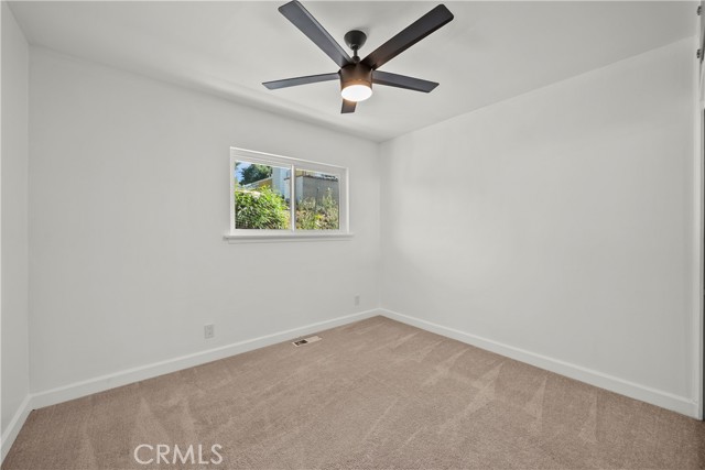 25083 Wheeler Road, Newhall CA: https://media.crmls.org/medias/991fd6e1-88d6-4698-8192-da6dac989bae.jpg