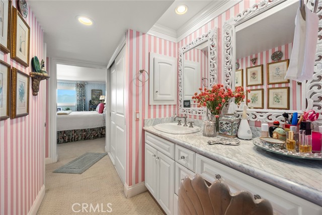 4007 Calle Sonora Oeste, Laguna Woods CA: https://media.crmls.org/medias/991ffe6f-e930-4e5c-b7d1-58775b05f8a4.jpg