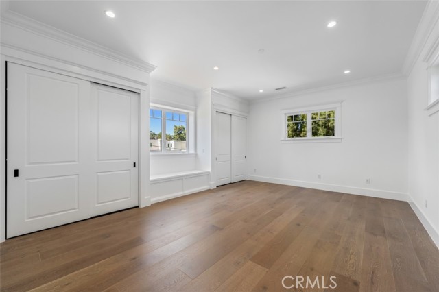 20701 Dumont Street, Woodland Hills CA: https://media.crmls.org/medias/992015c4-95f4-490d-b10a-8e141e1bd958.jpg