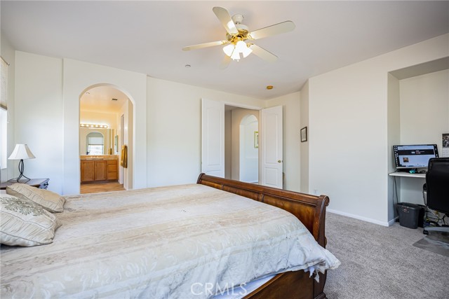 731 Oak Glade Drive, Fallbrook CA: https://media.crmls.org/medias/99219316-9713-45f0-8401-cffecd167611.jpg