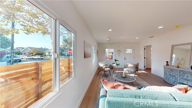 Detail Gallery Image 16 of 74 For 1330 W 2nd St, Santa Ana,  CA 92703 - 3 Beds | 1 Baths