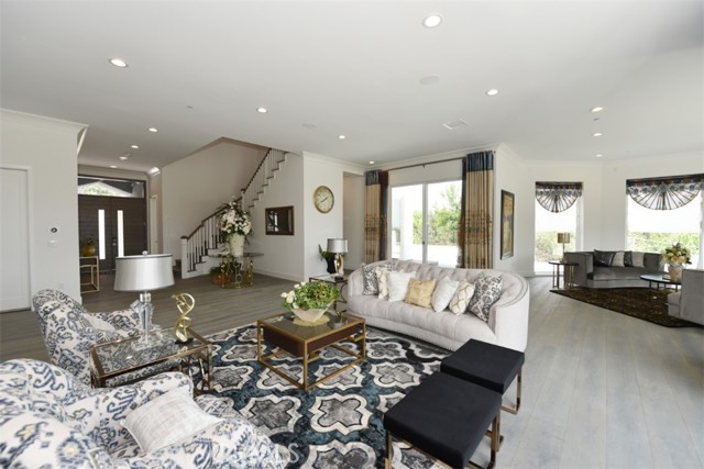 Detail Gallery Image 7 of 63 For 15451 Painter Dr, Chino Hills,  CA 91709 - 5 Beds | 5/1 Baths