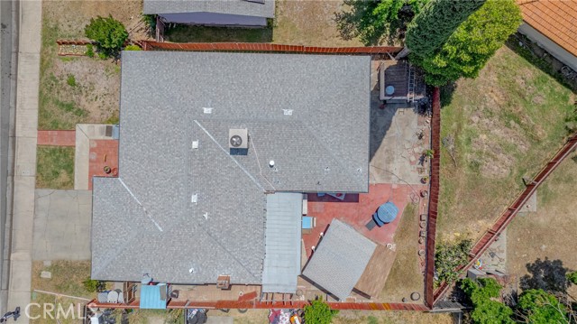 Detail Gallery Image 4 of 38 For 3557 M St, Merced,  CA 95348 - 3 Beds | 2 Baths