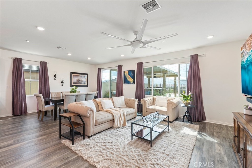 MLS #SW25103768 image #8