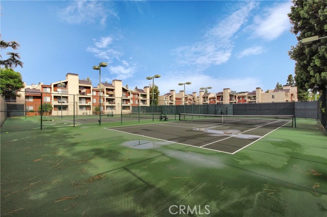 Detail Gallery Image 19 of 19 For 5545 Canoga Ave #320,  Woodland Hills,  CA 91367 - 1 Beds | 1 Baths